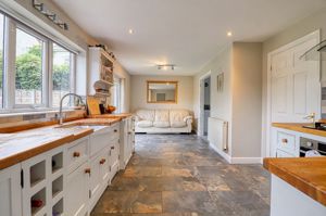 Kitchen- click for photo gallery